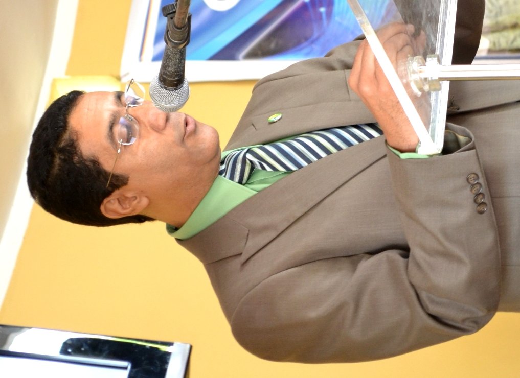 Lic. Amable Guzmán da detalles de lo que será la Feria Agro-Industrial Moca 2012